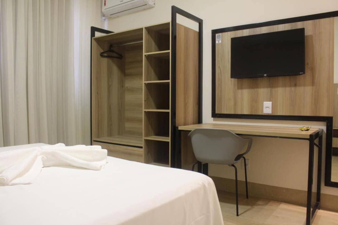Hotel Oscar Gold Janauba Bagian luar foto
