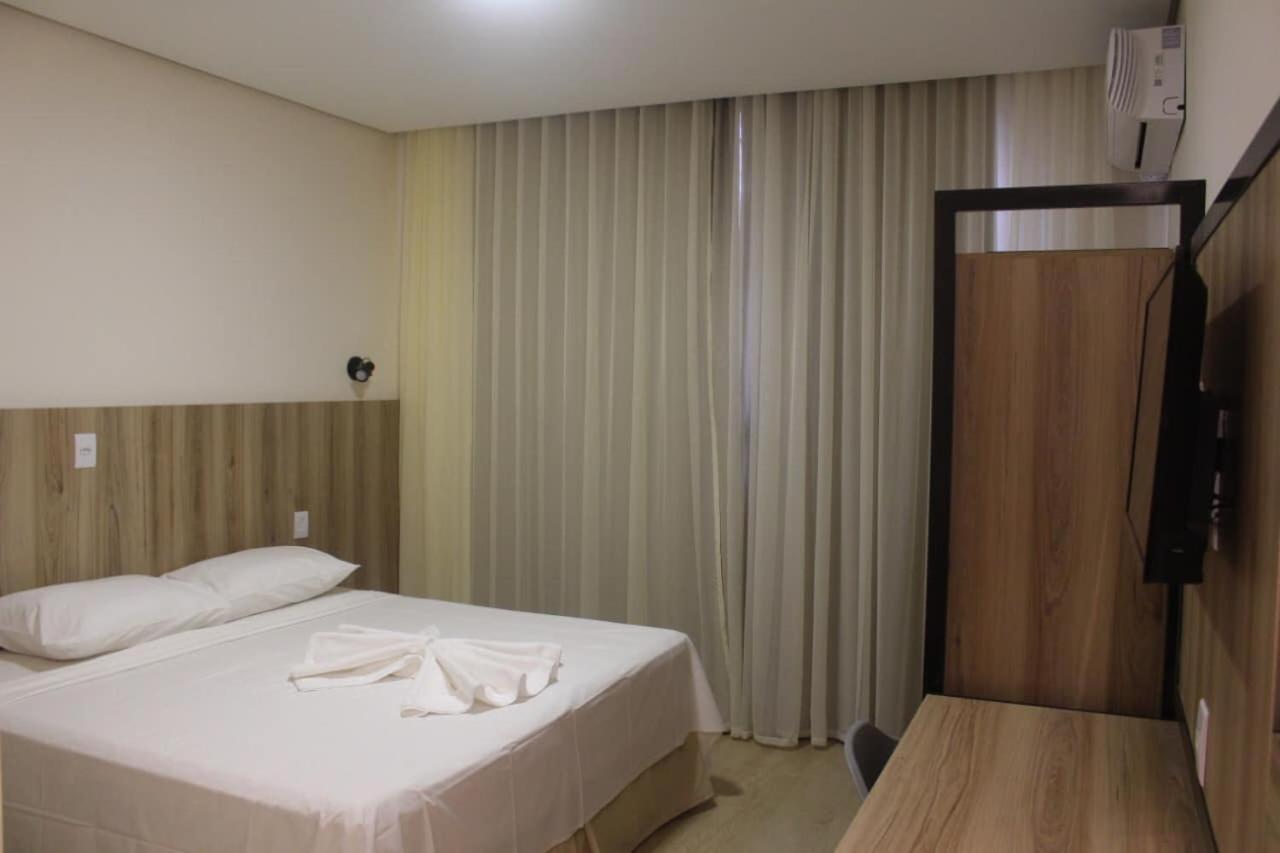 Hotel Oscar Gold Janauba Bagian luar foto