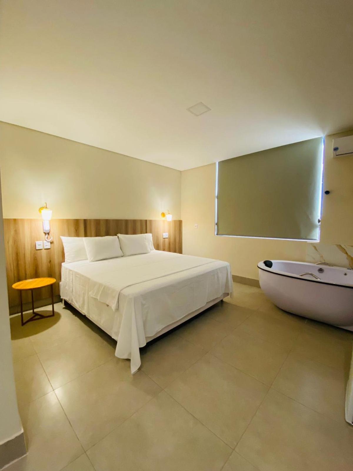 Hotel Oscar Gold Janauba Bagian luar foto